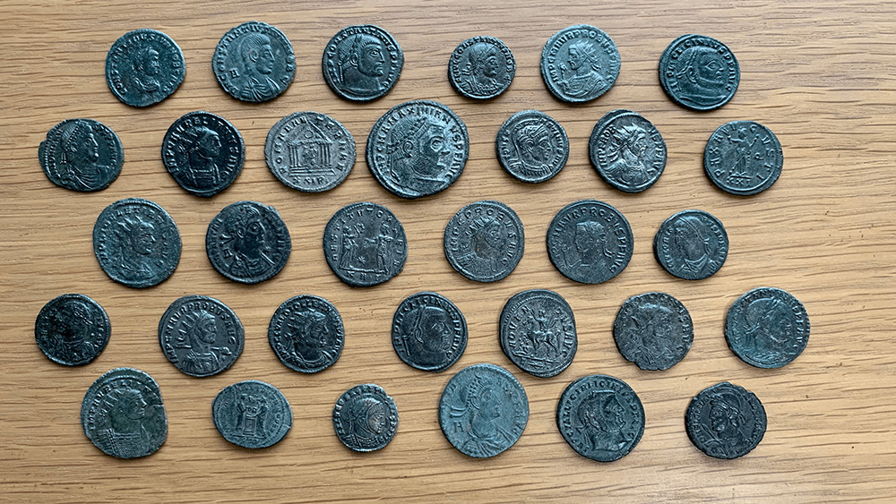 完璧にクリーニングしたローマコイン