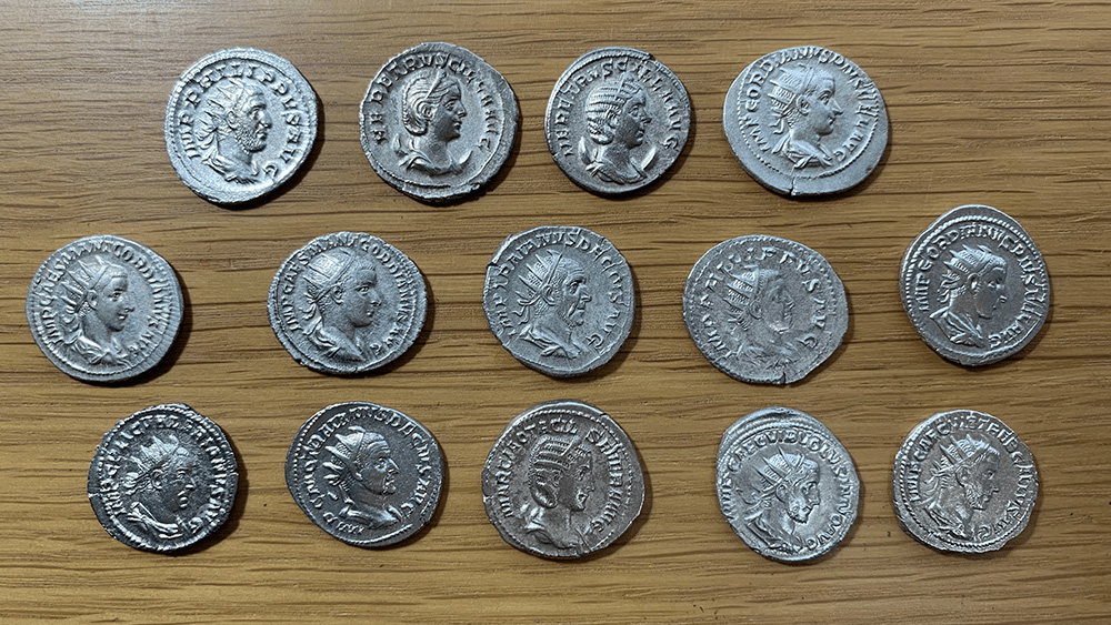 極美品以上にまでクリーニングしたシルバーコイン